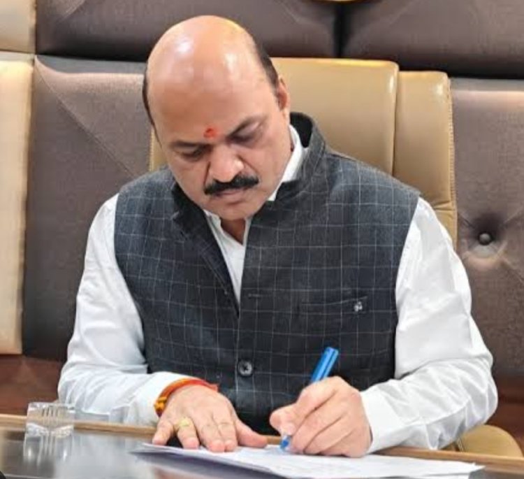 कलेक्टर का आदेश : नगरीय क्षेत्र के खतरनाक एवं जीर्णशीर्ण आवासों को करें चिह्नित