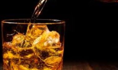 शिक्षा का मंदिर शर्मसार : कई बार की तरह शराब के नशे में स्कूल पहुंची महिला शिक्षिका