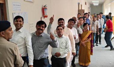 चुनाव हलचल : भारतीय रेडक्रास सोसायटी के 10 सदस्यों के  निर्वाचन के लिए मतदान शुरू