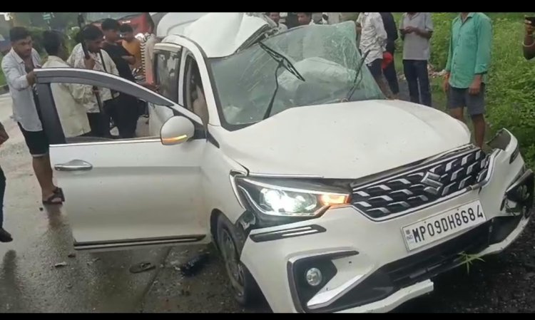 दर्दनाक हादसा : ट्रक और कार की टक्कर में 6 की मौत, मृतकों में एक रतलाम जिले का भी शामिल