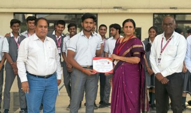 सेहत सरोकार : रक्तदान, अंगदान और देहदान के उपयोग दिखाएं विद्यार्थियों के दल को मेडिकल कॉलेज में