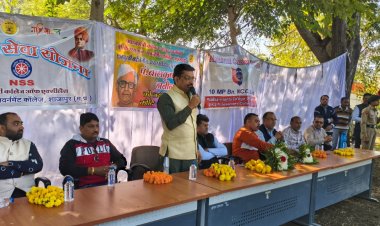 नवीन जी एक ऐसे साहित्यकार थे जो जीवन भर राष्ट्र के प्रति रहे समर्पित 