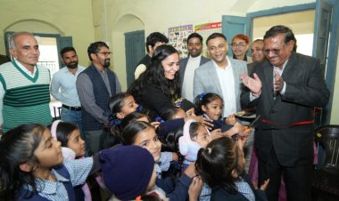 नए वर्ष में : उत्साही प्रतिक्रियाएँ सुनकर डीआरएम हुए खुश, विद्यार्थियों के जोश एवं सीखने की लगन को सराहा