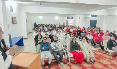 रॉयल कॉलेज में 'कानूनी जागरूकता एवं साइबर अपराध' पर हुई कार्यशाला 