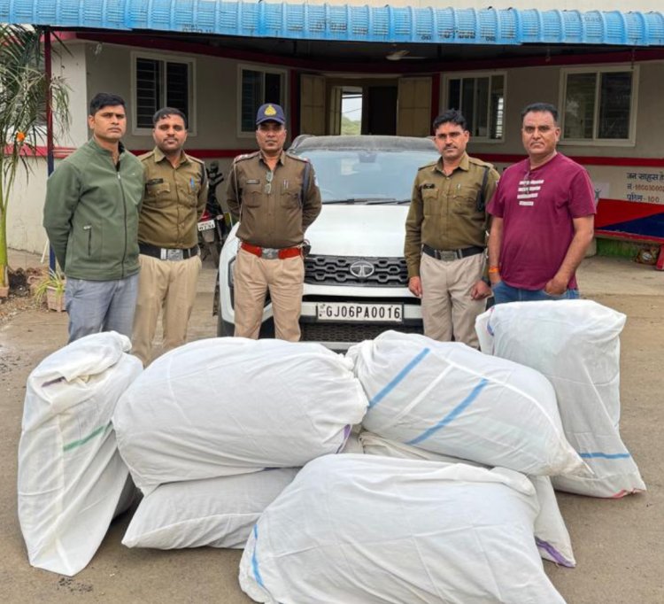 कार्रवाई : टाटा हैरियर कार से 140 किलो ग्राम डोडा चुरा जब्त