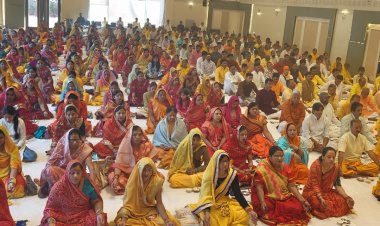 सामाजिक सरोकार : भक्तों ने किया ओम नमः शिवाय का जाप, मिला अभिमंत्रित जल