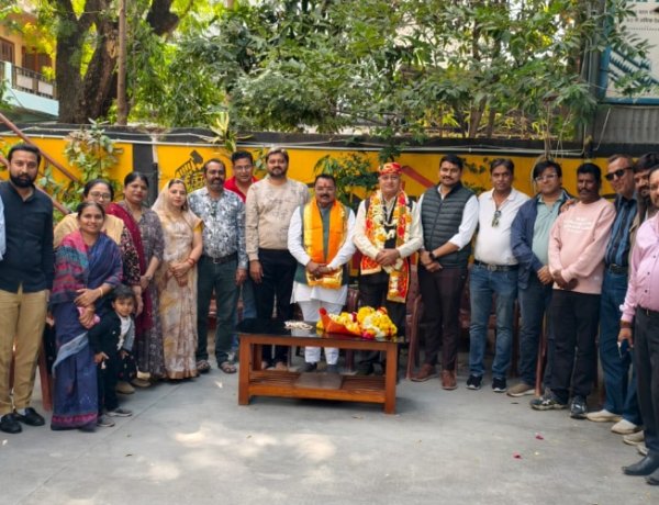 जिला प्रभारी बनने पर शैलेंद्र डागा का ठाकरे मंडल ने किया स्वागत-सम्मान