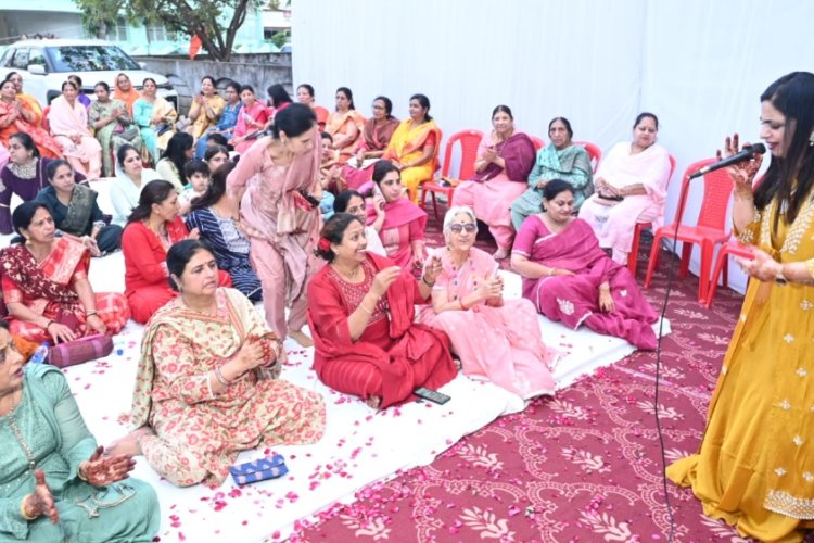 फाग गीतों की हुई उम्दा प्रस्तुतियां