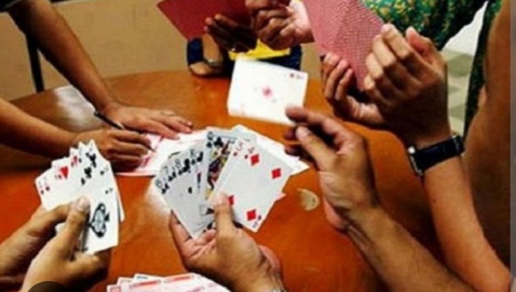 पुलिस कार्रवाई : जुआ खेलते हुए रतलाम के राकेश सहित पांच लोग गिरफ्तार