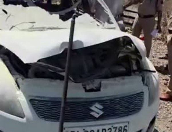 दर्दनाक हादसा : पिता के सामने ही कार में जलकर हो गई मासूम बेटे की मौत