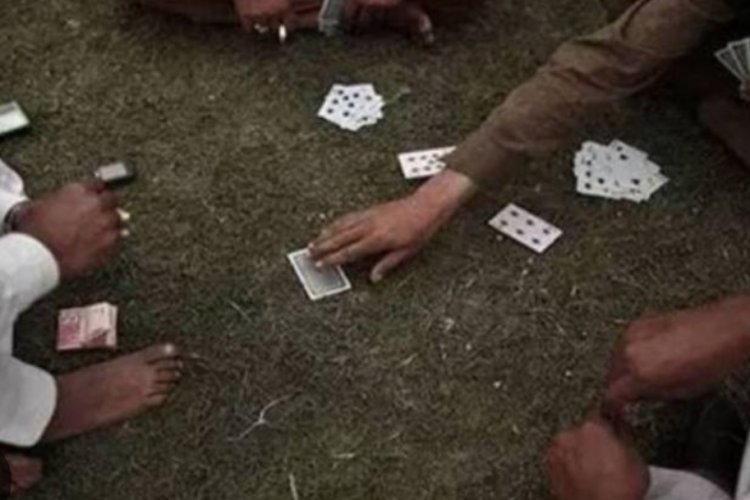 पुलिस कार्रवाई : चांदनी चौक का नवरत्न कटारिया, गोपाल गौशाला नगर का संदीप पिरोदिया सहित नौ लोग जुआ खेलते गिरफ्तार