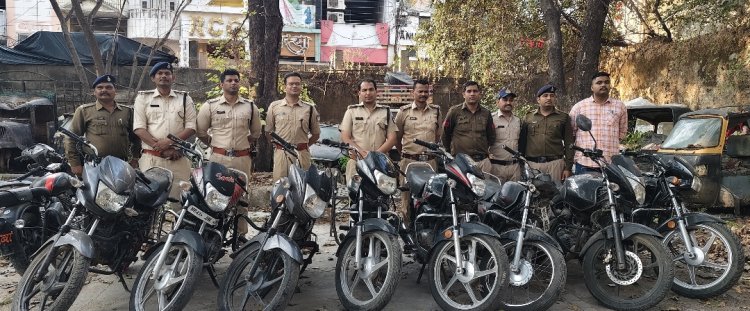 कामयाबी : चोरी की गई 9 मोटरसाइकिल के साथ विकास सहित तीन नाबालिगों को किया गिरफ्तार