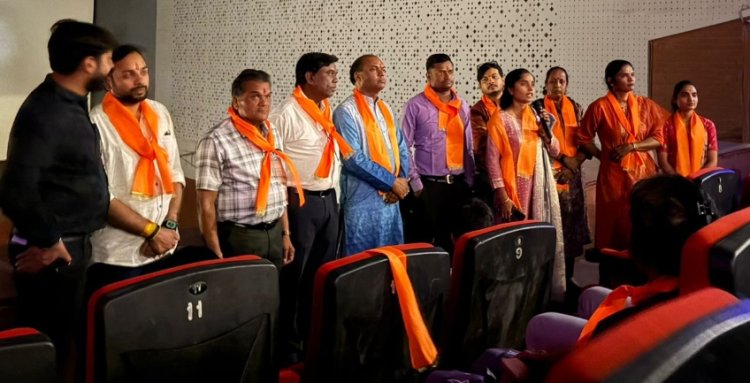 पहले राष्ट्रीय गीत फिर अधिवक्ताओं ने देखी फिल्म केरला स्टोरी 2