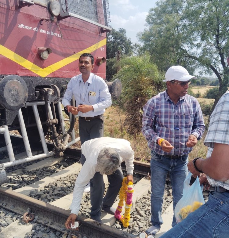 रेलयात्री सरोकार : पीथमपुर से धार के मध्य टॉवर वेगन से ट्रैक परीक्षण प्रारंभ