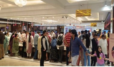 कारोबार सरोकार : अक्षय तृतीया पर ग्राहकों ने डी.पी.ज्वेलर्स से  समृद्धि का किया हर्षपूर्ण स्वागत