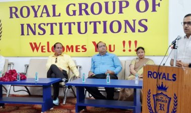 शिक्षा सरोकार : रॉयल कॉलेज में वरिष्ठ IAS राहुल जैन ने विद्यार्थियों से किया रोजगार, स्वरोजगार एवं आध्यात्म विषय पर संवाद