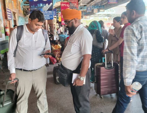 टिकट चेकिंग : रतलाम मंडल ने एक दिन में 16.56 लाख रुपये का राजस्व अर्जित कर बनाया नया रिकॉर्ड