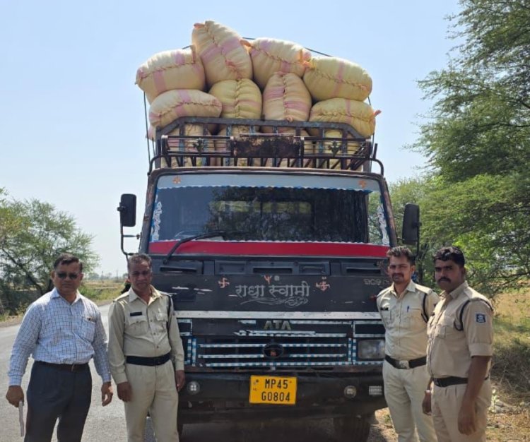परिवहन विभाग उतरा सड़क पर :  ओव्हरलोड वाहनों पर की चालानी कार्रवाई 