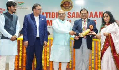 डॉ.भार्गव 'भारत प्रतिभा सम्मान'से नई दिल्ली में हुए अलंकृत