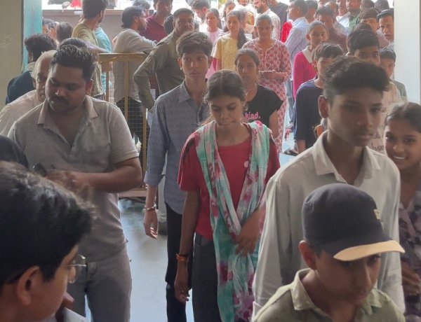रतलाम में  ‘अभ्यास प्रतिभा खोज परीक्षा’ विद्यार्थियों में नजर आया अपर उत्साह