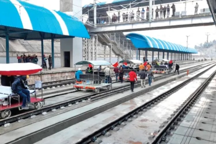 रेलयात्री सरोकार : रतलाम मंडल में ब्लॉक के कारण होगी एक दर्जन से अधिक ट्रेनें प्रभावित