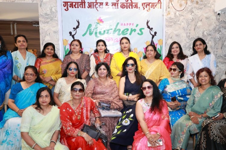 माँ वो है जो टूटे हुए मन और शर्ट के टूटे बटन दोनो को जोड़ देती है 
