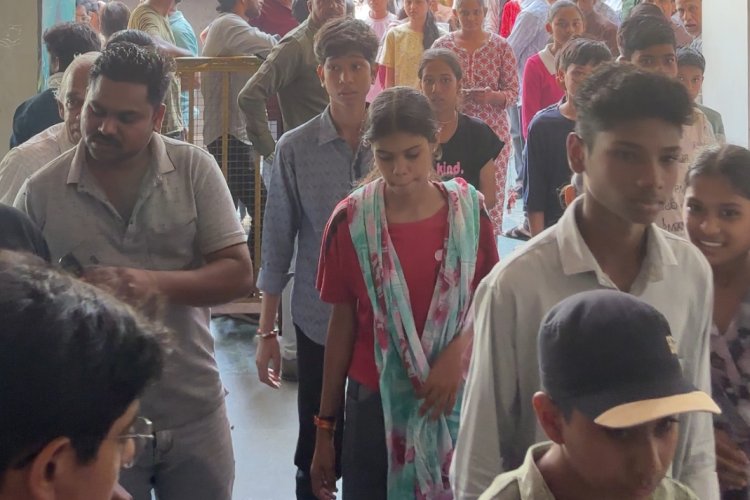 रतलाम में  ‘अभ्यास प्रतिभा खोज परीक्षा’ विद्यार्थियों में नजर आया अपर उत्साह