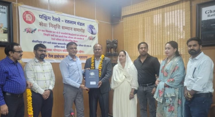 सेवानिवृत्ति पर सम्मानित हुए शेख इरफान अहमद
