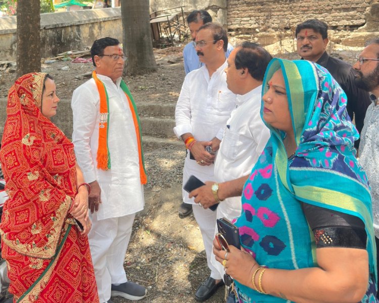 रतलाम विकास प्राधिकरण के कार्यालय में रखें स्वच्छता पेयजल व्यवस्था सुधारे