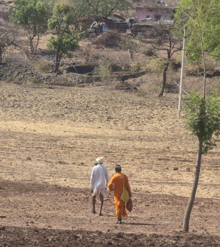 संकल्प सरोकार : "तपती दोपहर, गायत्री परिवार लगा अपने मिशन पर" 