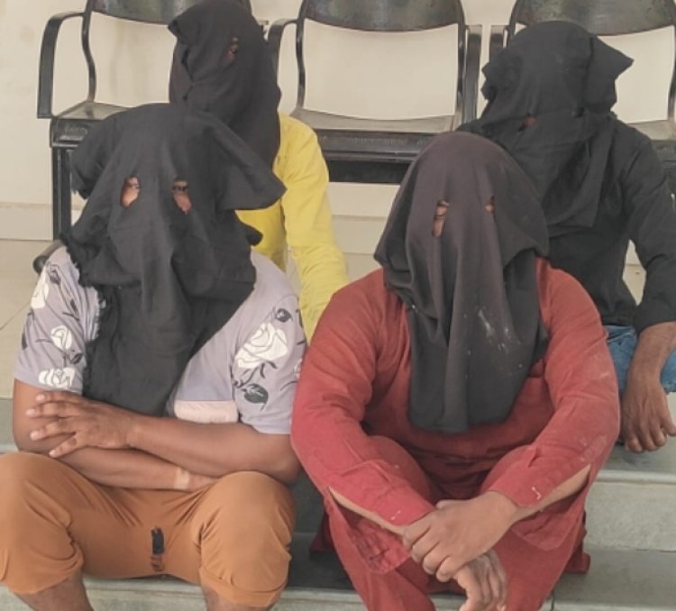 साधु के वेश में घर में घुसकर झाड़-फूंक के बहाने चोरी करने वाले 04 आरोपी गिरफ्तार
