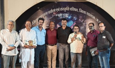 कला सरोकार : "लफ़्ज़ों का सफ़र" में बिखरे साहित्य और शायरी के रंग