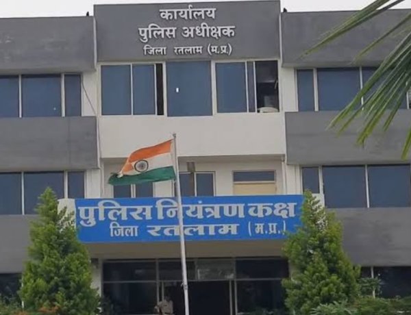 तबादले : 11 दर्जन से अधिक पुलिस कर्मियों को किया इधर-उधर