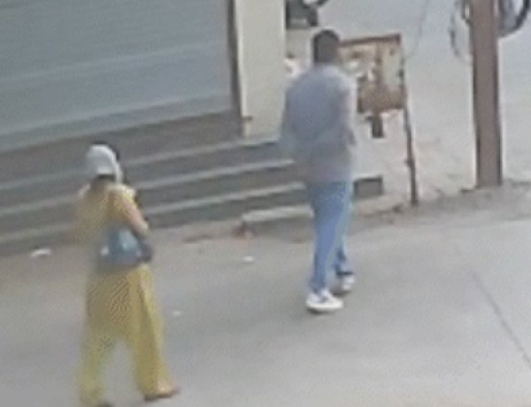 सेवानिवृत शिक्षिका से गहने ठगने वाले अंतरराज्यीय गिरोह का पर्दाफाश, यूपी से आरोपी और सुनार गिरफ्तार