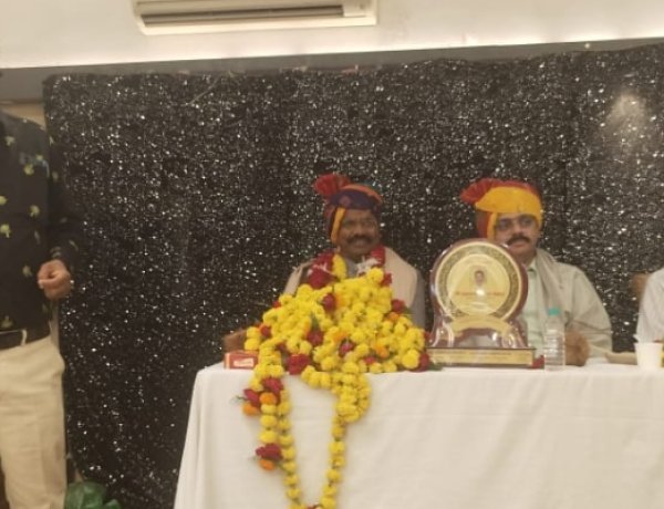 सामाजिक सरोकार : 39 वर्षों की उत्कृष्ट सेवा के बाद AVFO श्री मेहता को दी भावभीनी विदाई