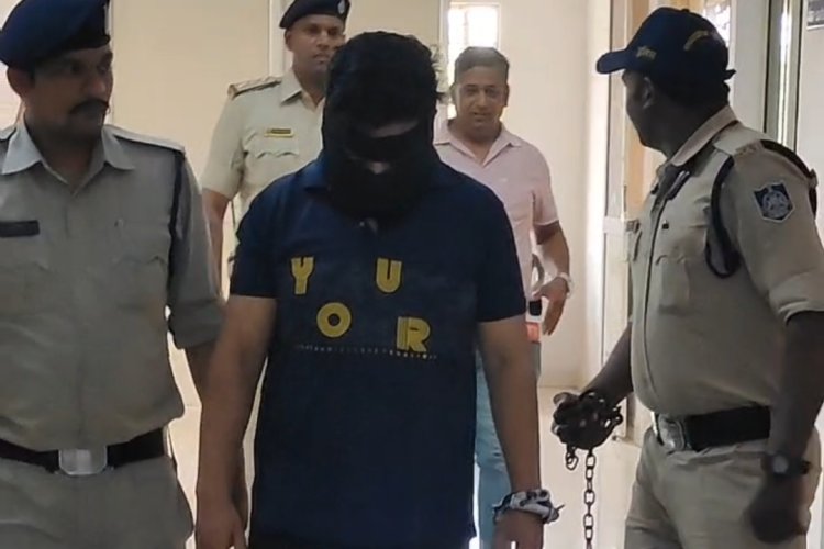 कर लिया वफादारी का सौदा : व्हाट्सएप पर आया 'OK' और हो गई 40 लाख की लूट, पुलिस ने 24 घंटे में किया सनसनीखेज खुलासा
