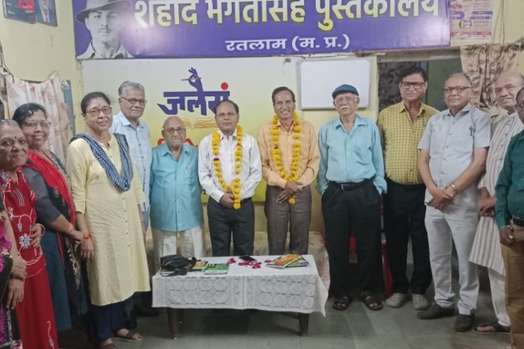 साहित्य सरोकार : प्रकृति का सौंदर्य मनुष्य को लिखने के लिए प्रेरित करता