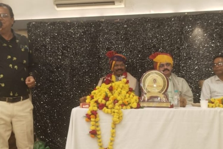 सामाजिक सरोकार : 39 वर्षों की उत्कृष्ट सेवा के बाद AVFO श्री मेहता को दी भावभीनी विदाई