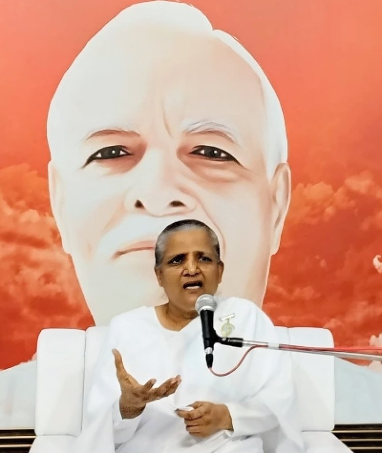 "ईश्वर से सच्चा संबंध ही जीवन में सुख, शांति और शक्ति का आधार