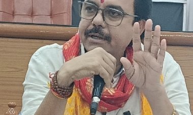 डोसीगांव पीएम आवास मामला: 6 नोटिस के बाद नगर निगम की बड़ी कार्रवाई, महापौर बोले - राज्य शासन के निर्देश पर हुई कार्रवाई