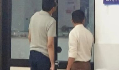अचानक लोअर-शर्ट पहन खुद कार ड्राइव कर मेडिकल कॉलेज पहुंचे रतलाम कलेक्टर, स्वास्थ्य सेवाओं की जानी 'ग्राउंड रियलिटी'