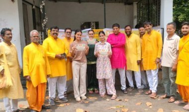धर्म संस्कृति : गृहे-गृहे गायत्री यज्ञ अभियान के तहत सुरभि परिसर के 27 घरों में हुआ गायत्री महायज्ञ 