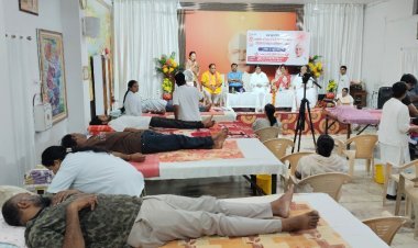 दादी प्रकाशमणि जी की पुण्यतिथि पर एकत्र हुआ 55 यूनिट रक्त