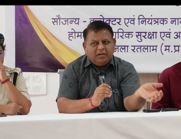 सामाजिक सरोकार : रतलाम में 100 'आपदा मित्रों' का पहला बैच प्रशिक्षित