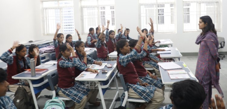 सांदीपनि विद्यालय में फैली अव्यवस्थाएं: कलेक्टर के औचक निरीक्षण ने खोली पोल
