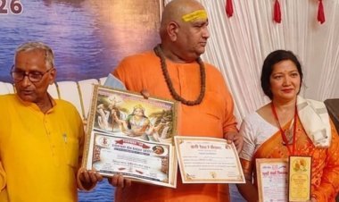 काशी विद्यापीठ द्वारा डॉ. शर्मा 'विद्या वाचस्पति' की मानद उपाधि से सम्मानित