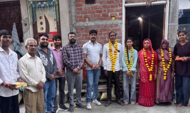 उपलब्धि सरोकार : गांव-गांव फेरी लगाकर सामान बेचते रहे पिता, बेटी ने हासिल की Gmc रतलाम में MBBS सीट