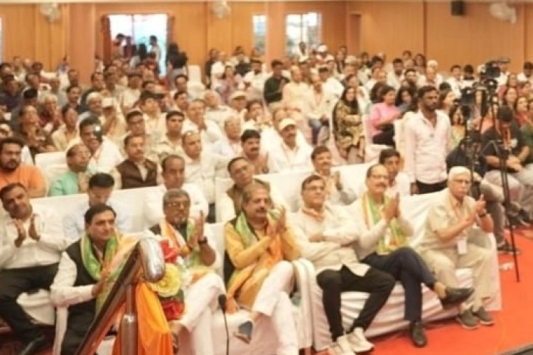 सामाजिक सरोकार : रतलाम सिंधी समाज ने सीएम डॉ. मोहन यादव को ज्ञापन सौंप उठाई भूमि आवंटन की मांग