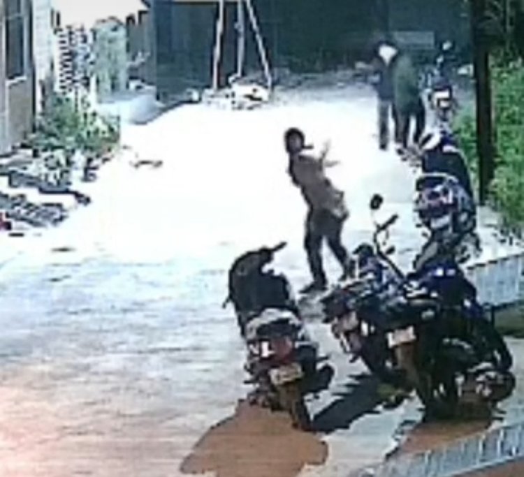 रतलाम में पत्थरबाज चोर गैंग की दस्तक : लेनार्ड सिटी में आधी रात को घुसे बदमाश