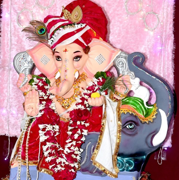धूमधाम से मन रहा गणेश उत्सव, बप्पा के दरबार में महाआरती में उमड़े भक्तजन
